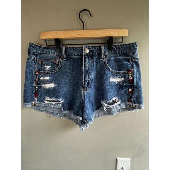 American Eagle Outfitters Pants - American Eagle Denim Distressed Embroidered Festival Jean Shorts Size 12 Boho
